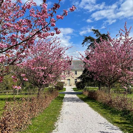 Chateau De Monfreville Luaran gambar