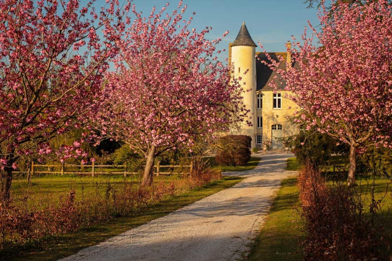 Chateau De Monfreville Luaran gambar